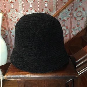 Black 20s style woven cloche hat